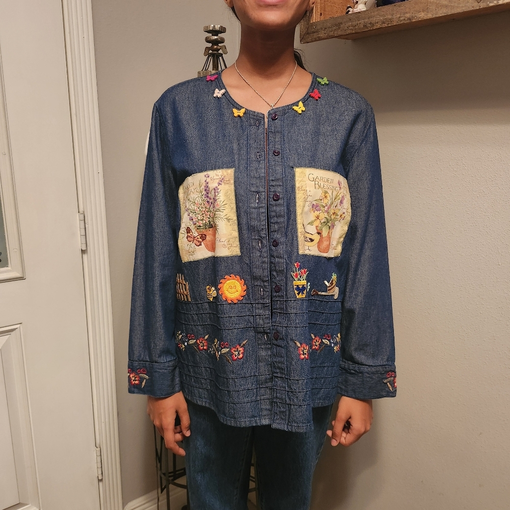 BLAIR Denim Spring Theme Button up Shirt with Patchwork Embroidery Size Large - Picture 16 of 16